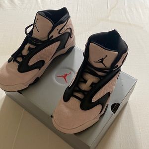 Women Jordan tennis shoes